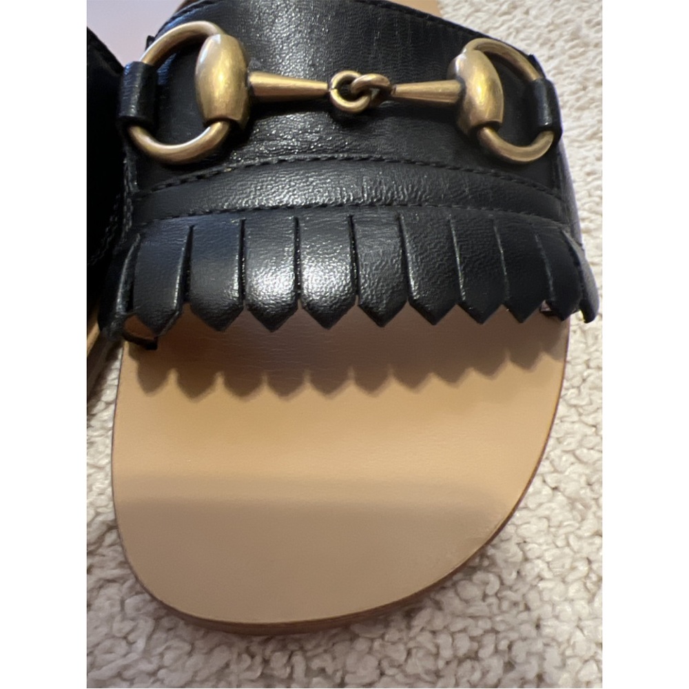 Gucci Black and Gold Sandals - Picture 3 of 13